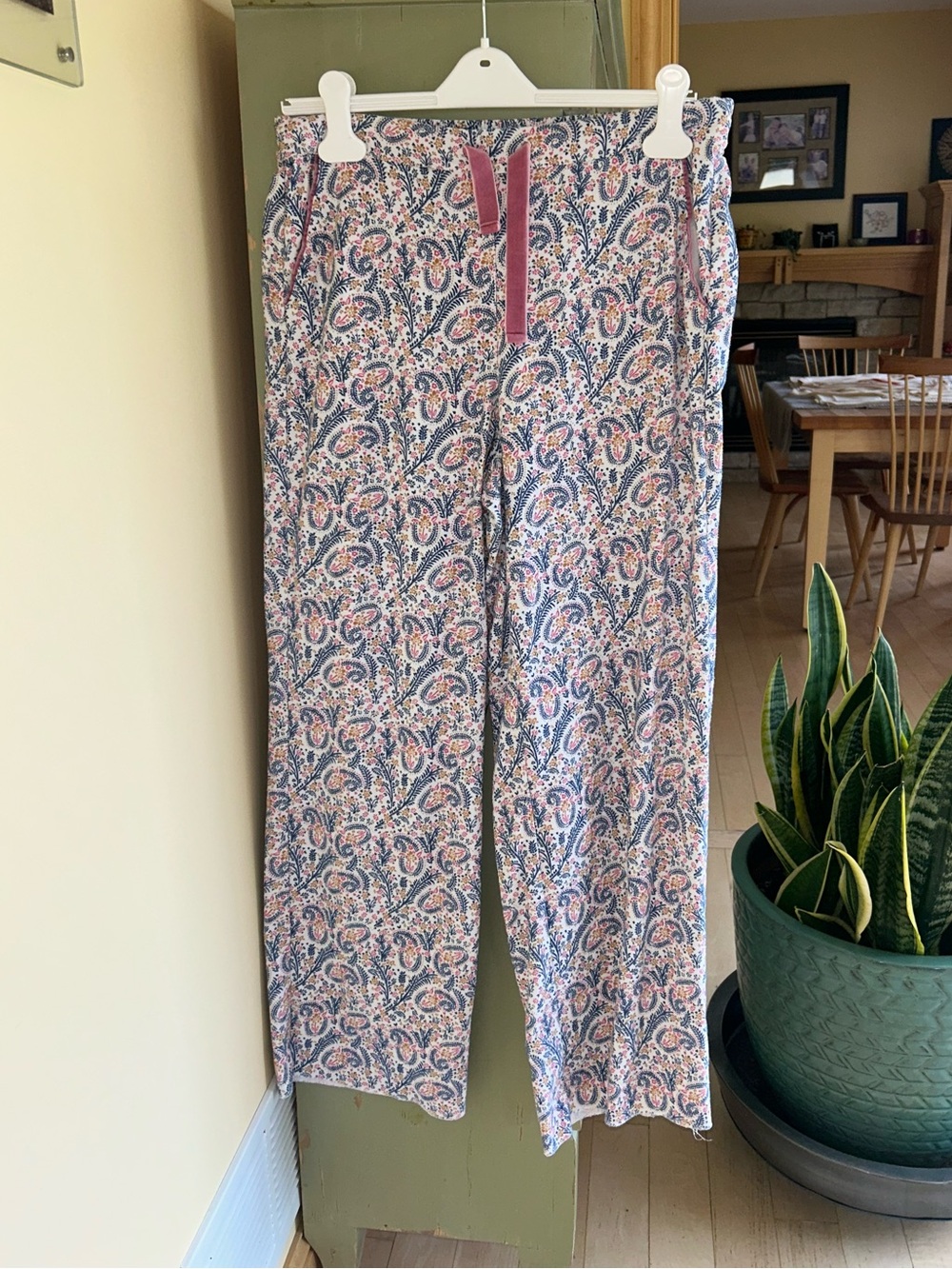 Boden Women’s Ivory Paisley Floral Brushed Cotton Pajama Pants Loungewear Sz 8